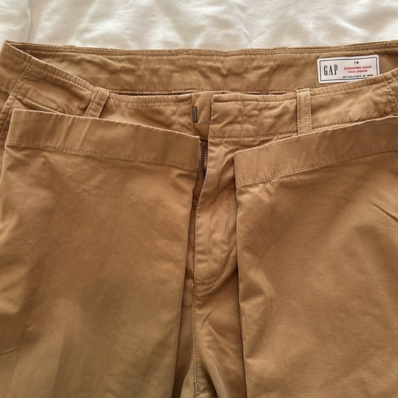 GAP Mid-rise Downtown Khaki Size 14 - Picture 3 of 4
